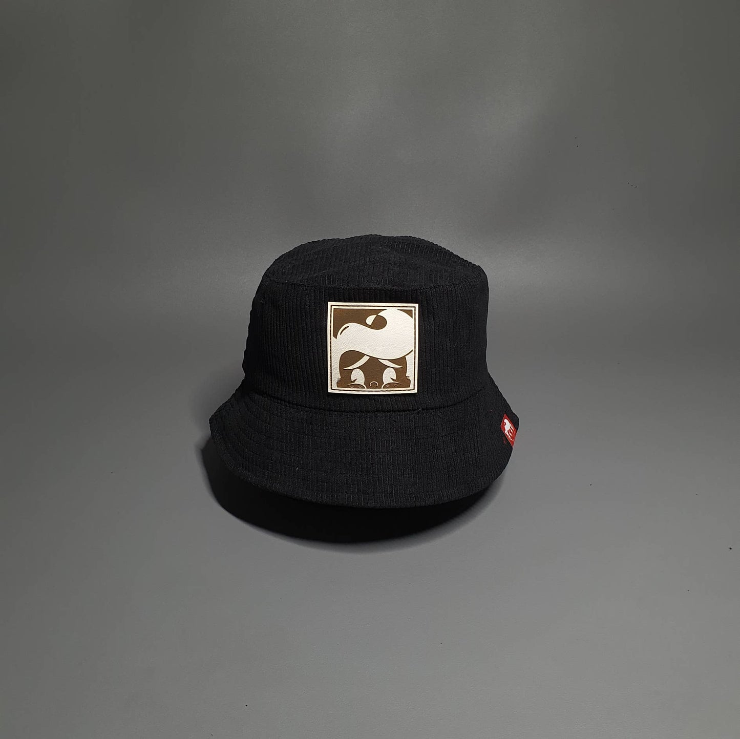CORDUROY BUCKET HAT - BLACK